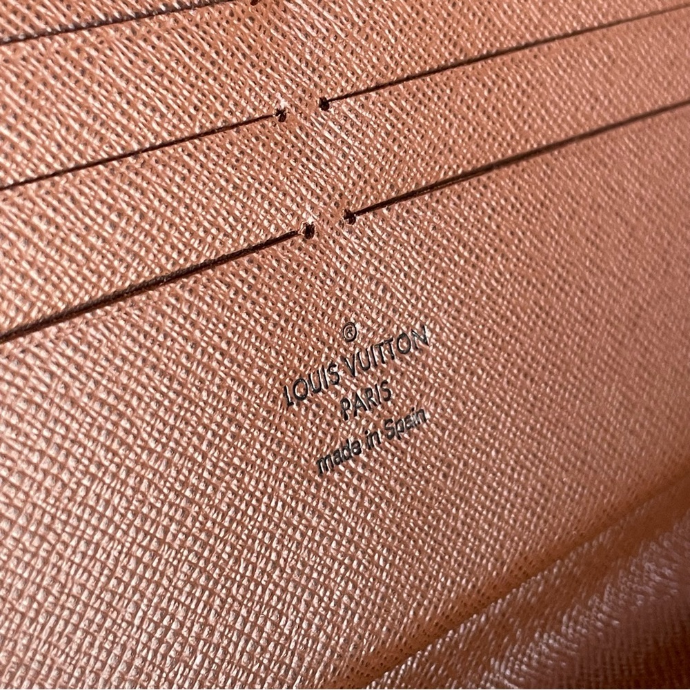 Louis Vuitton Brown and Gold Monogram Zippy Organizer - Picture 8 of 12